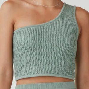 Vetta one shoulder knit top